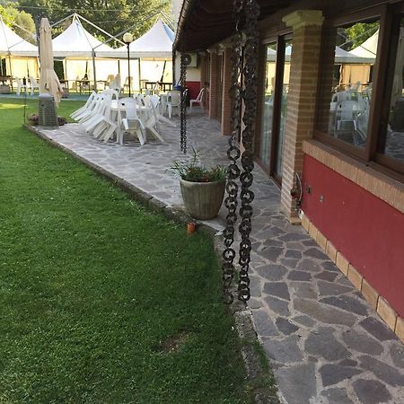 Hotel River Civitella Roveto Bagian luar foto