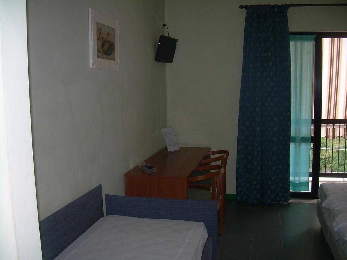 Hotel River Civitella Roveto Bagian luar foto