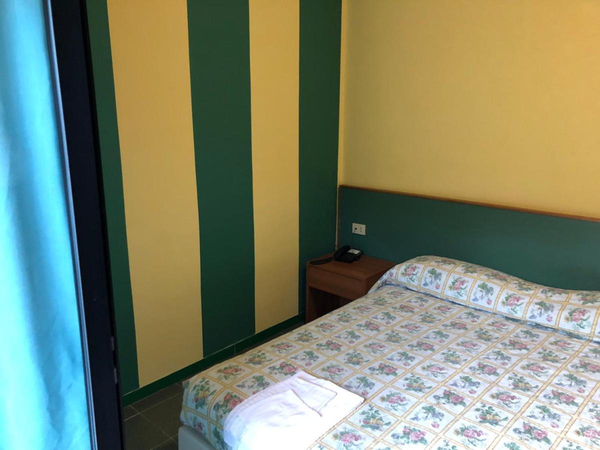 Hotel River Civitella Roveto Bagian luar foto