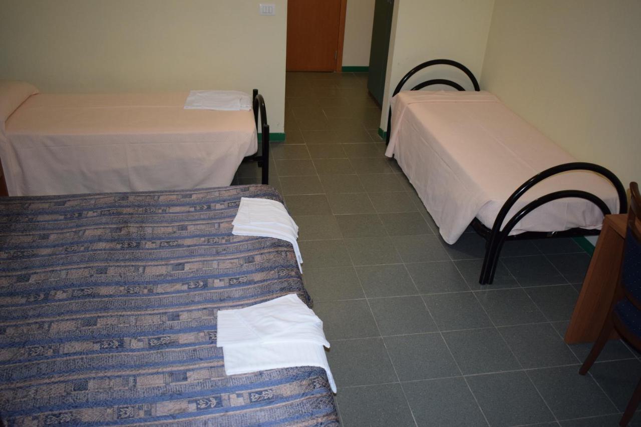Hotel River Civitella Roveto Bagian luar foto